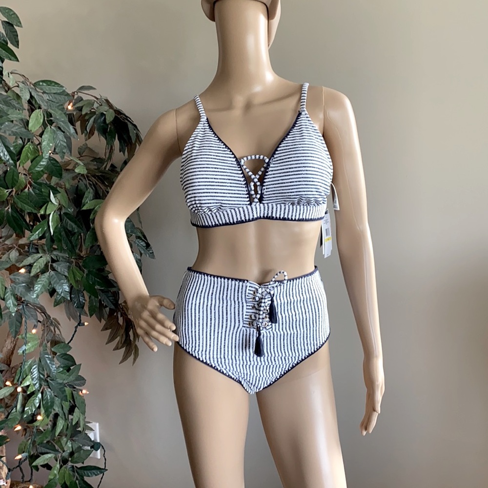 Jessica Simpson 2 Piece Bikini Bathing Suit Size Medium